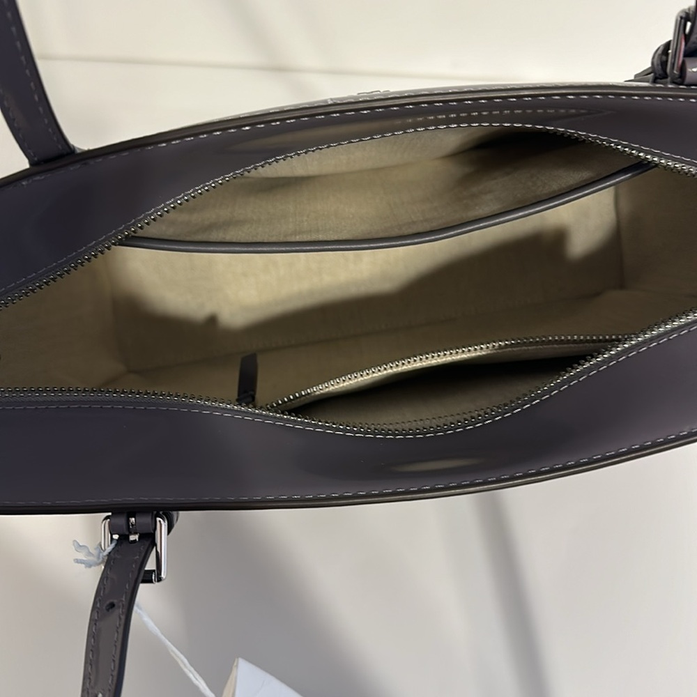 Tory Burch Emerson Patent Tote - Picture 7 of 13